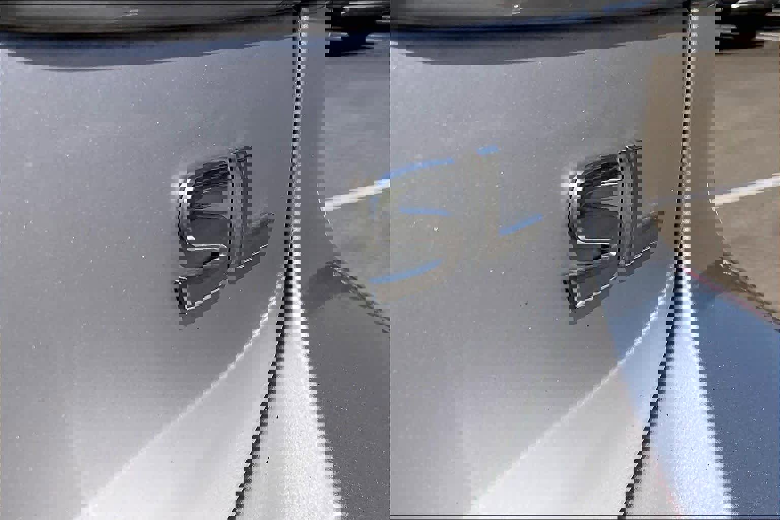 Used 2018 Nissan Armada SL w/ Moonroof Package image 9