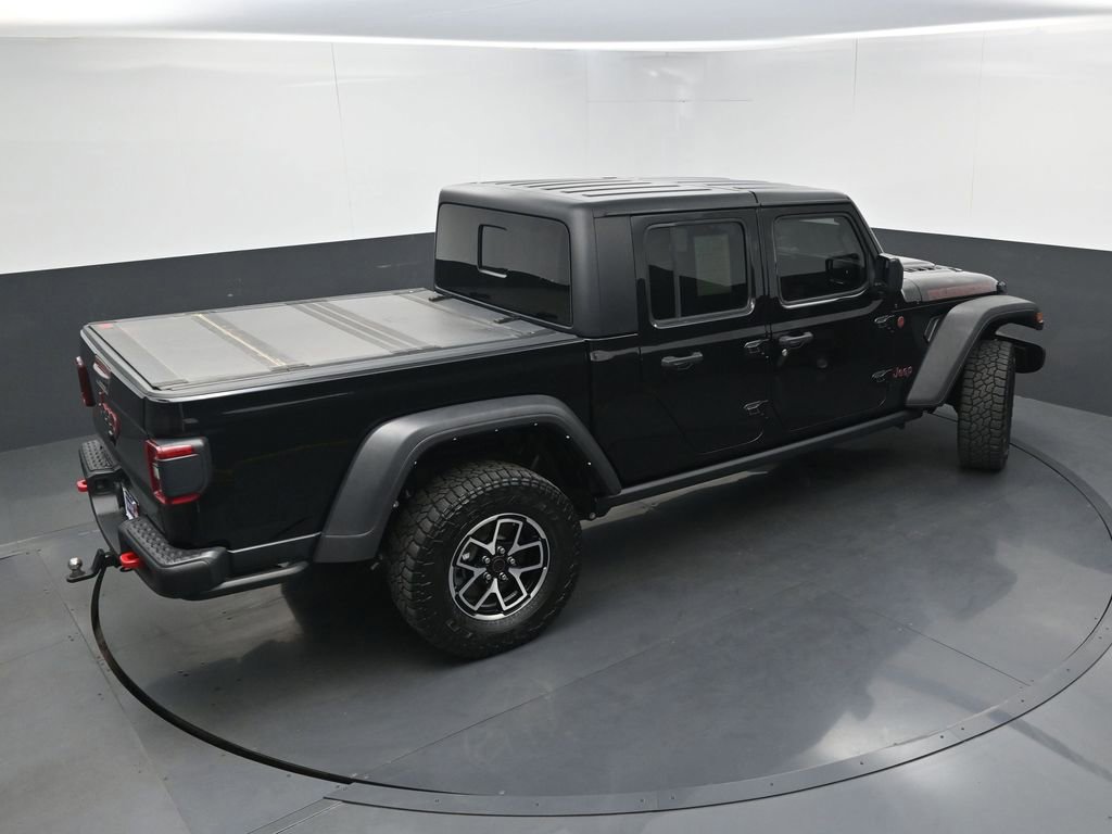 Used 2024 Jeep Gladiator Rubicon image 36