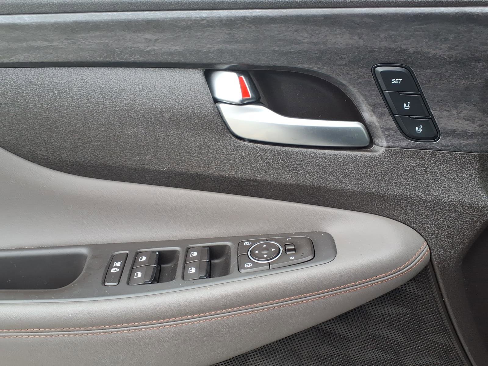 Used 2019 Hyundai Santa Fe FWD image 35