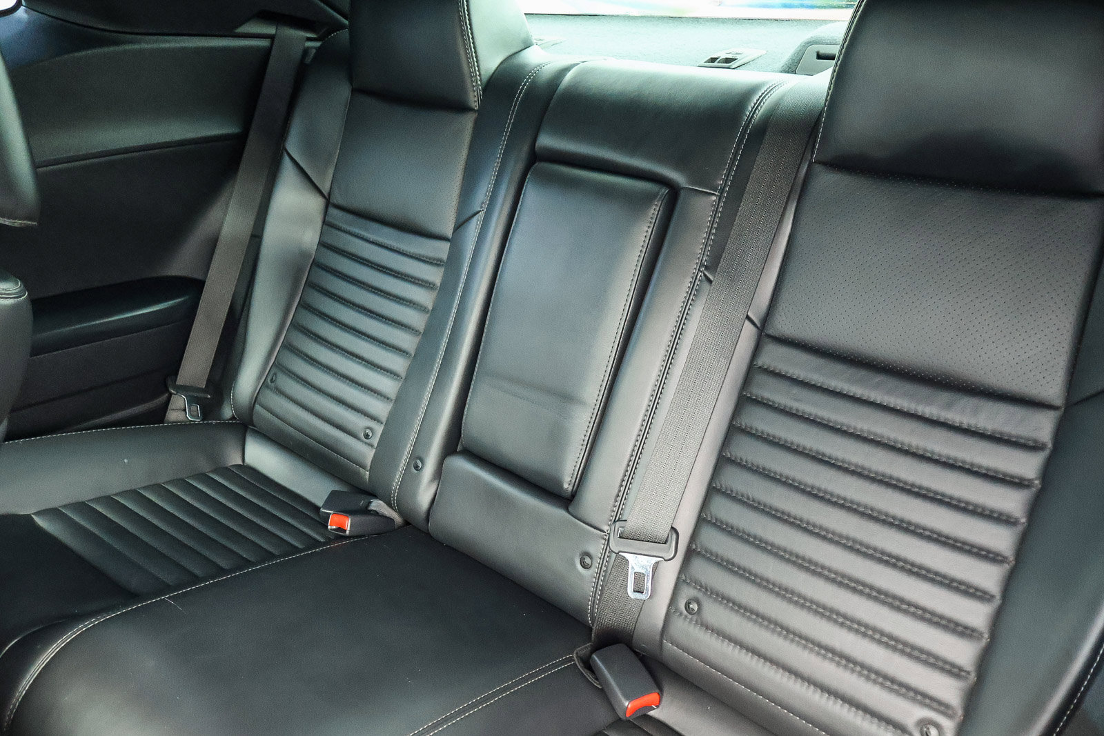 Used 2013 Dodge Challenger SXT Plus image 13