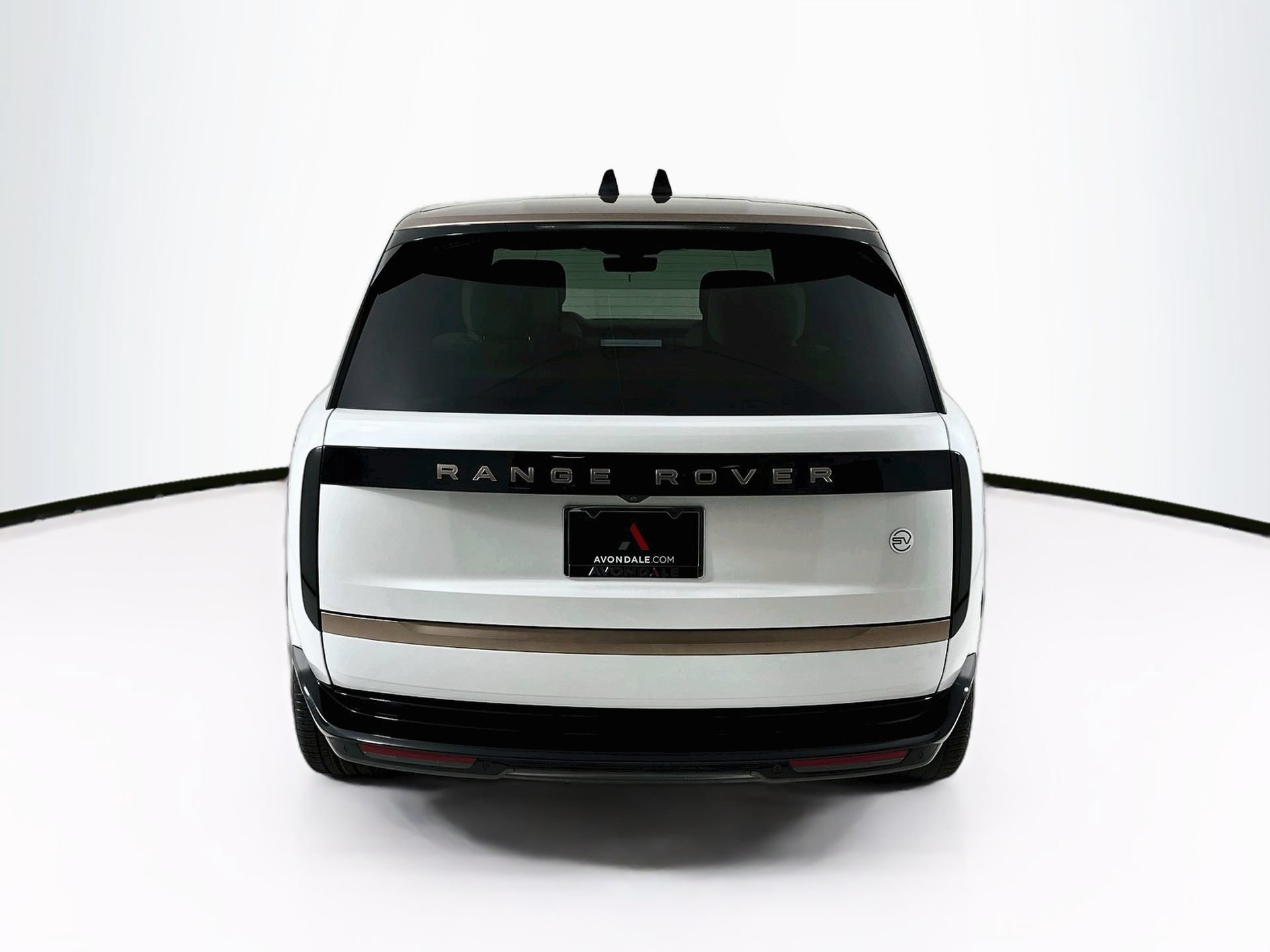 Used 2023 Land Rover Range Rover SV AWD/4WD image 7