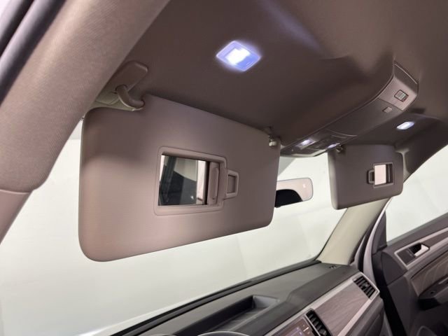 Used 2023 Volkswagen Atlas SE image 38