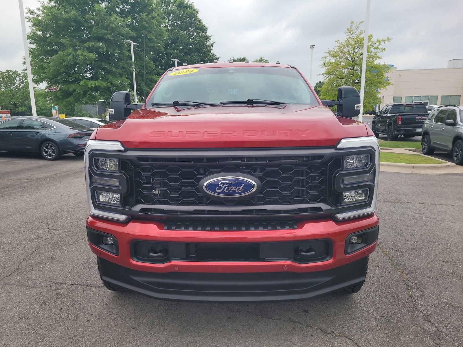 Used 2024 Ford F350 Lariat w/ Lariat Ultimate Package AWD/4WD image 8