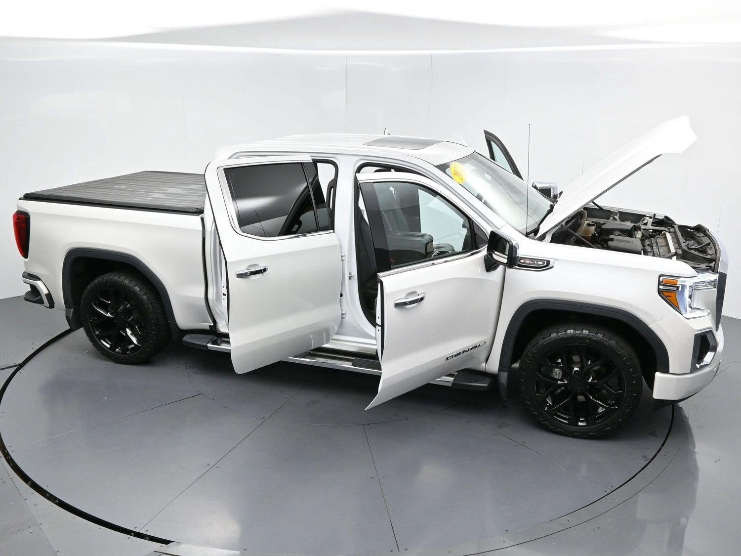 Used 2022 GMC Sierra 1500 Denali w/ Driver Alert Package II AWD/4WD image 42