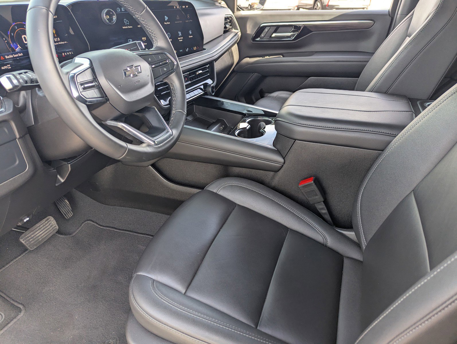 Certified 2025 Chevrolet Suburban Z71 image 25