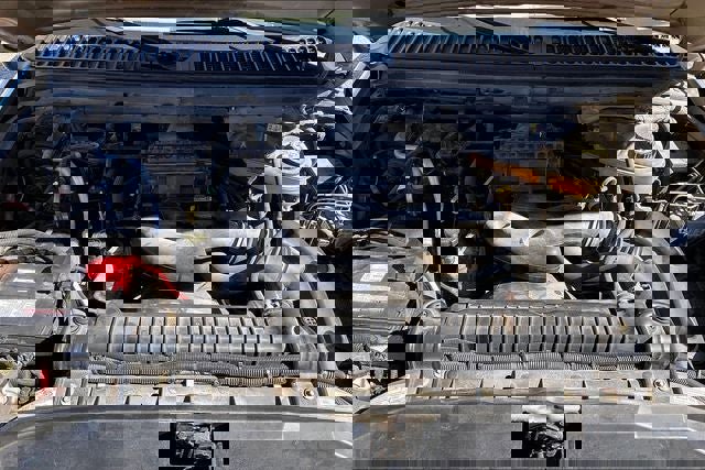 Used 2006 Ford F350 XL image 25