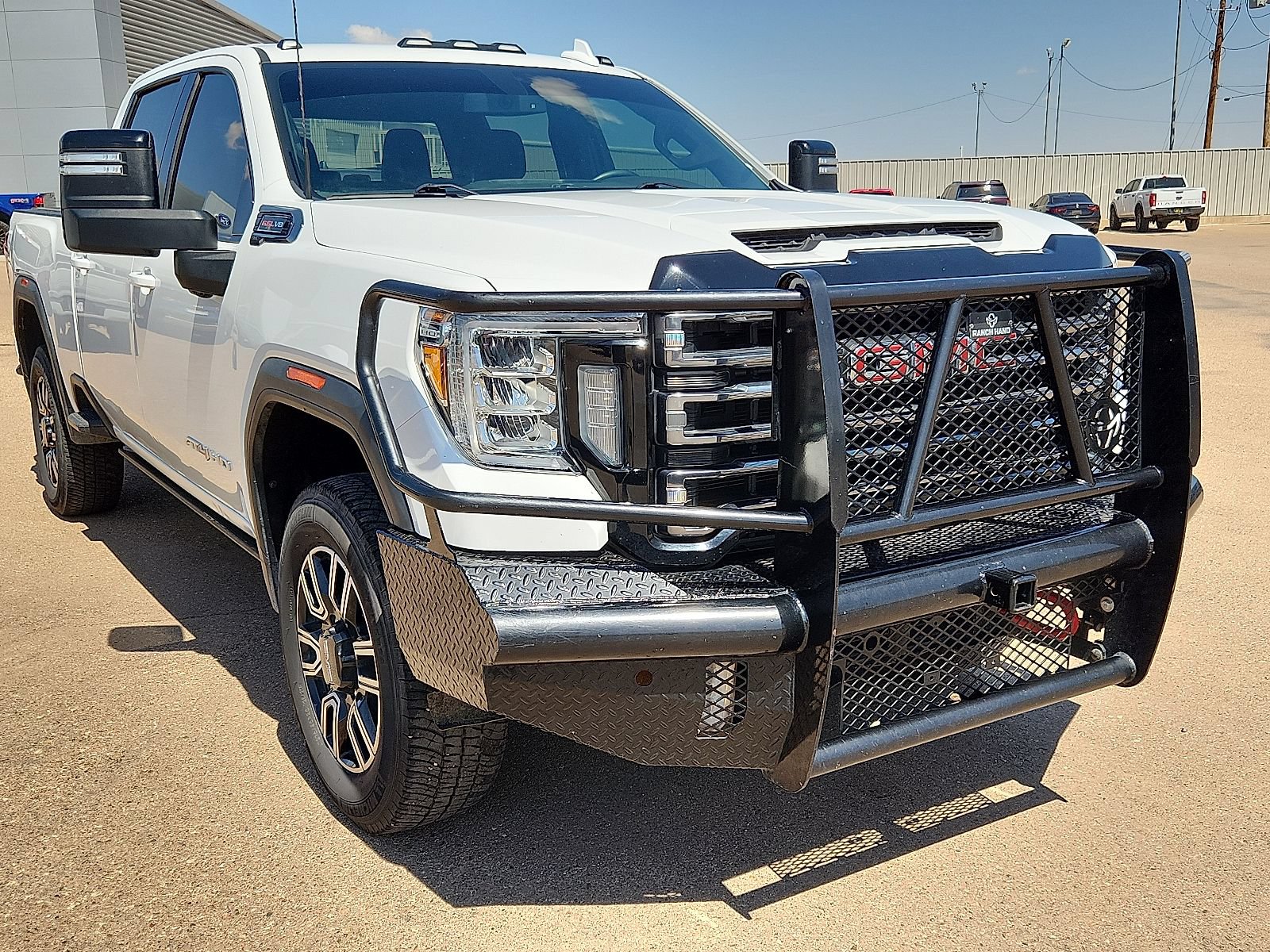 Used 2022 GMC Sierra 2500 AT4 AWD/4WD image 5