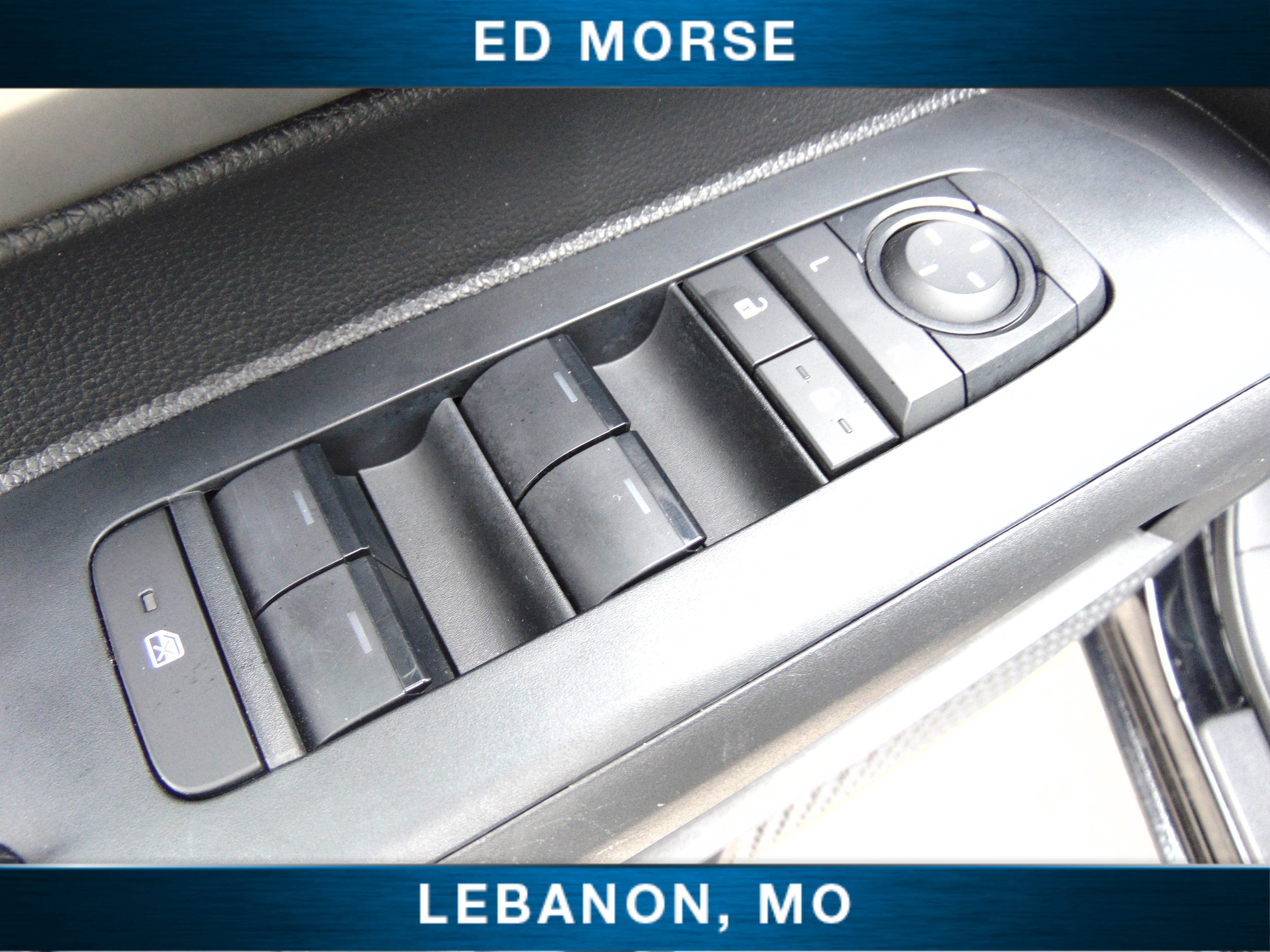 Used 2024 Toyota Tacoma TRD Off-Road image 18