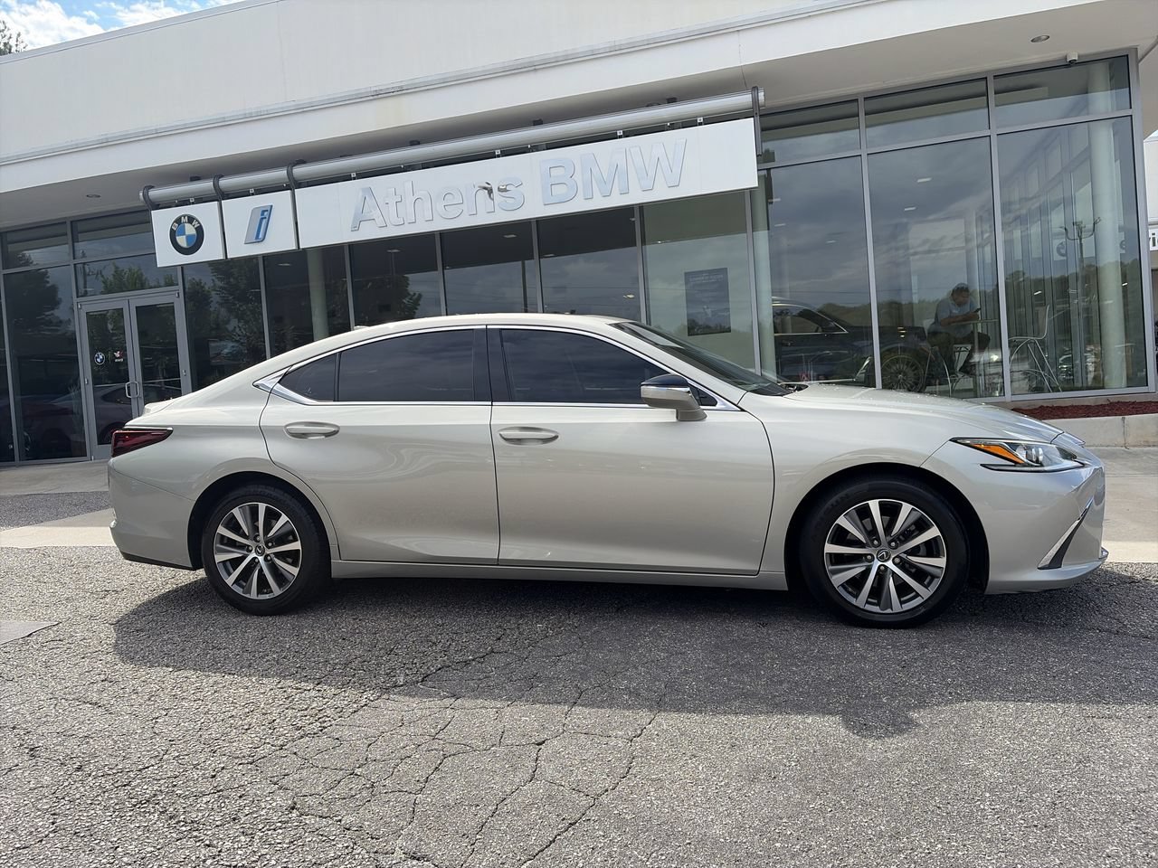 Used 2019 Lexus ES 350 w/ Premium Package FWD image 9