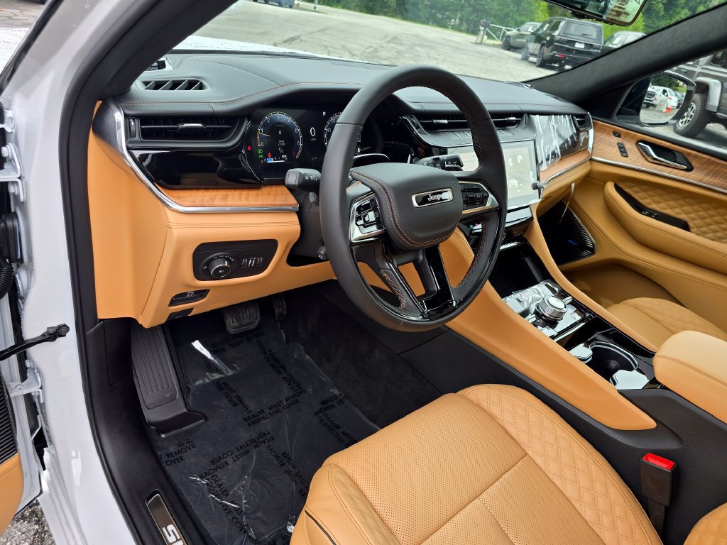 New 2027 Jeep Grand Cherokee Summit AWD/4WD image 23