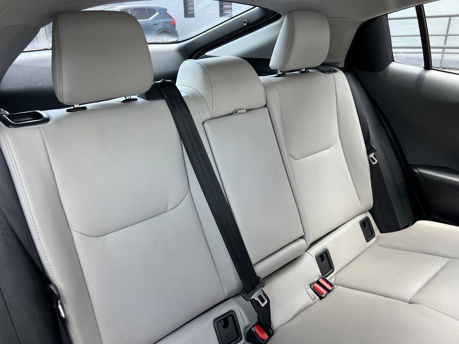 Used 2025 Toyota Prius Limited FWD image 59