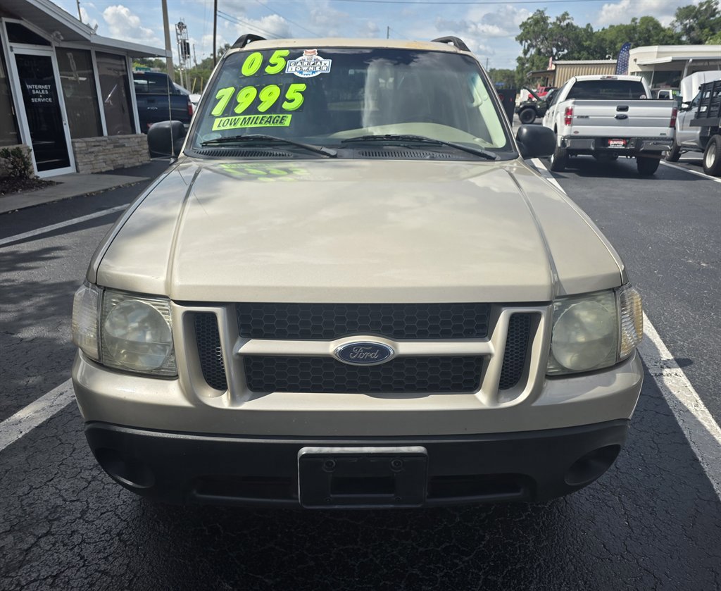 Used 2005 Ford Explorer Sport Trac XLS AWD/4WD image 10