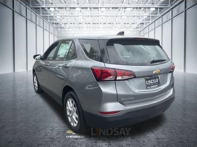Used 2024 Chevrolet Equinox LS image 6