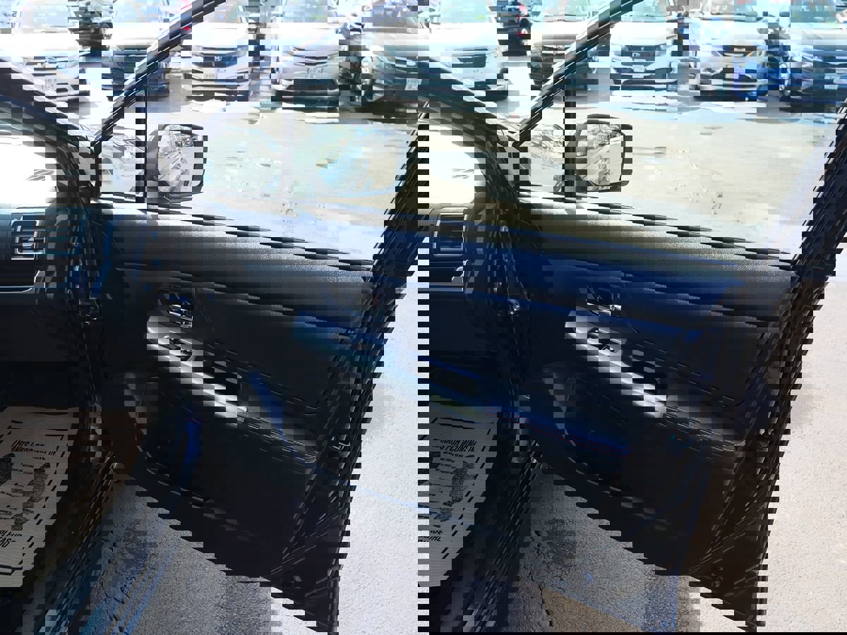 Used 2016 Subaru Crosstrek 2.0i Limited image 19