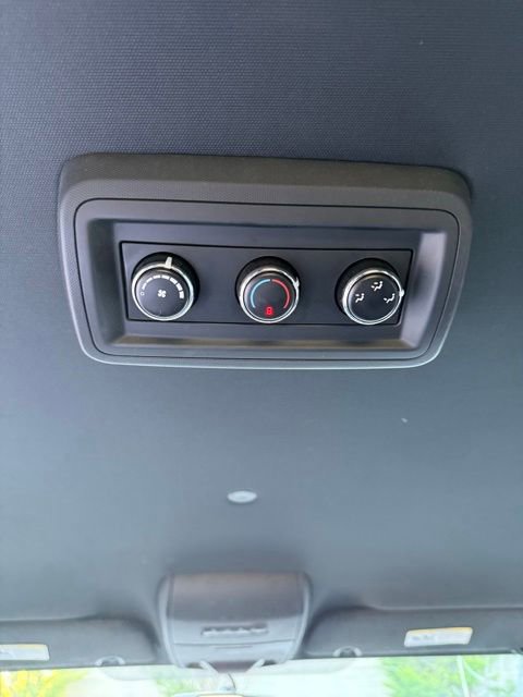 Used 2017 Dodge Grand Caravan SXT FWD image 33