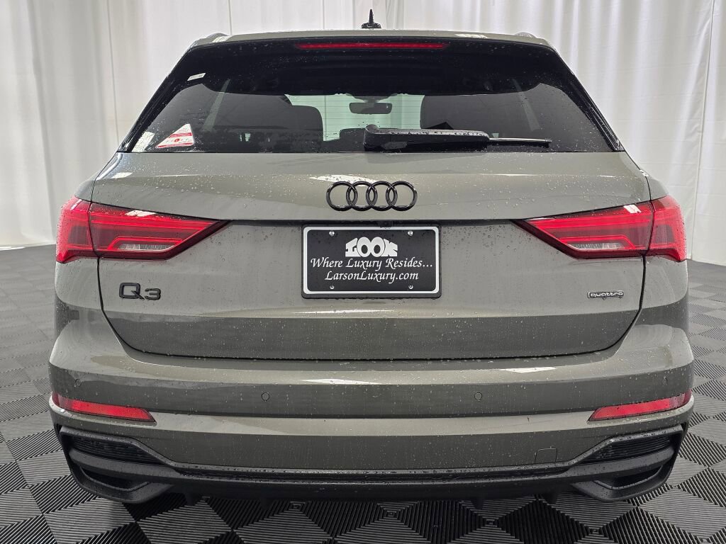 New 2025 Audi Q3 2.0T Premium image 5