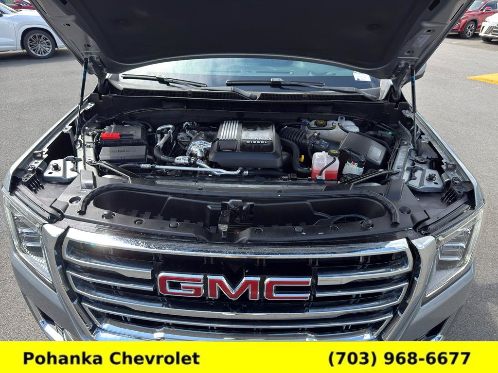 Certified 2023 GMC Yukon SLT w/ SLT Luxury Package AWD/4WD image 28