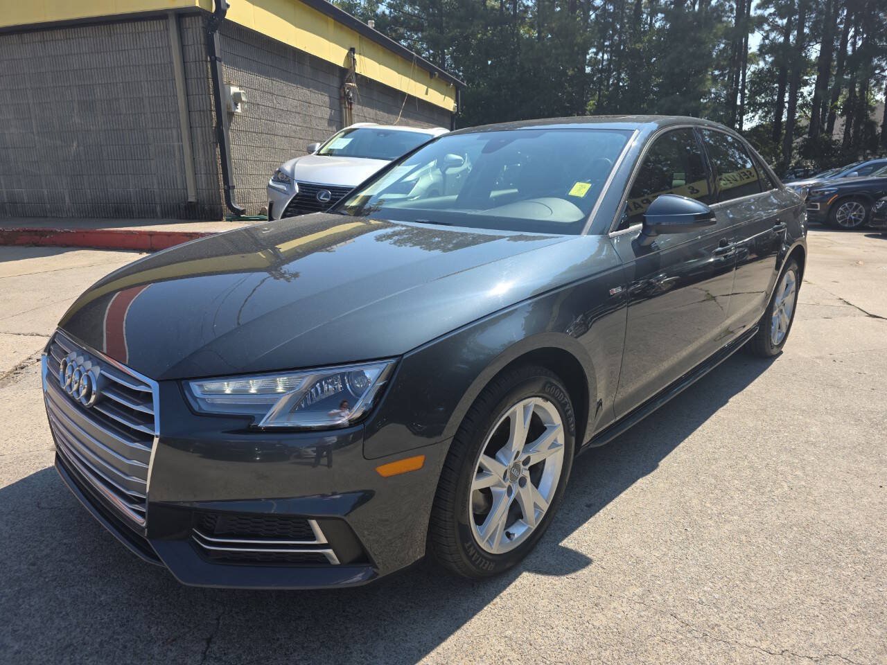 Used 2018 Audi A4 2.0T Ultra Premium FWD image 2