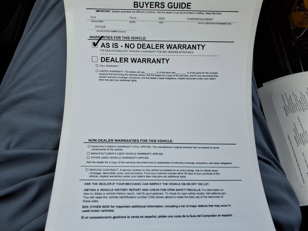 Used 2018 Ford Focus SE w/ SE Appearance Package image 35