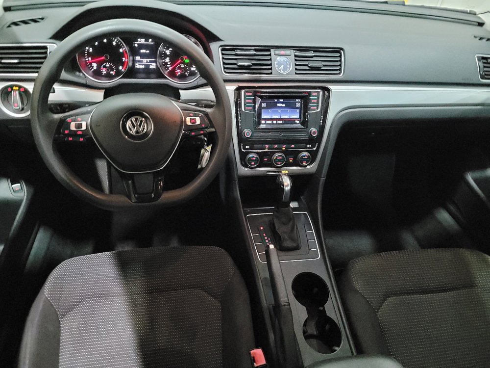 Used 2017 Volkswagen Passat 1.8T S FWD image 22