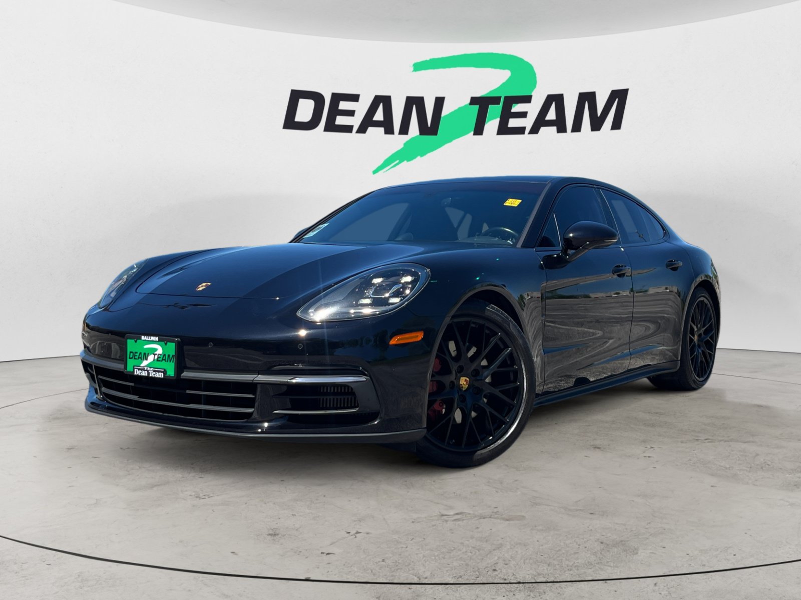 Used 2018 Porsche Panamera 4S AWD/4WD image 3