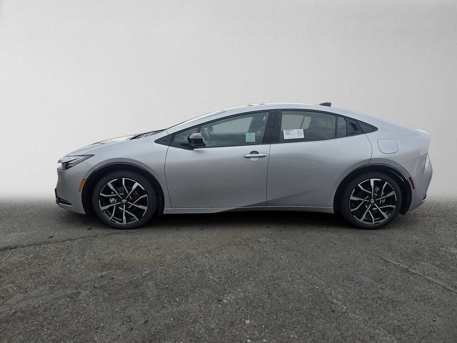 New 2027 Toyota Prius Plug-In Hybrid w/ Limited Premium Package FWD image 6