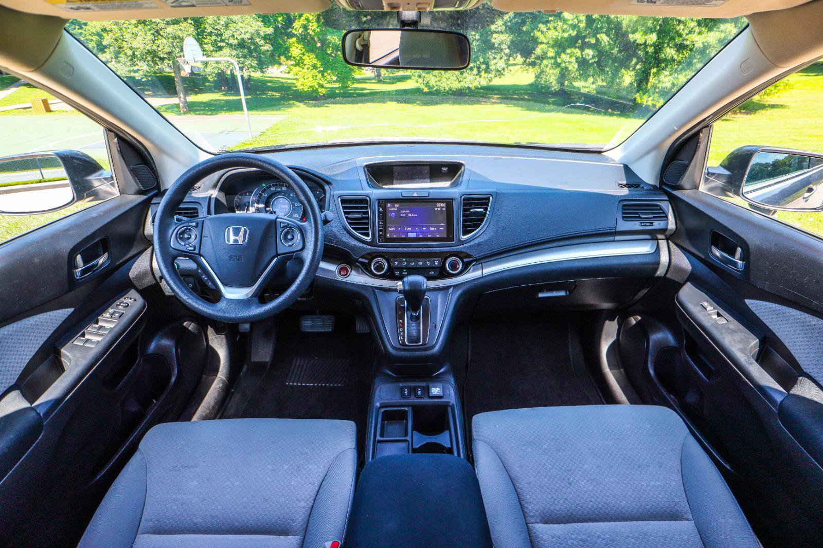 Used 2016 Honda CR-V EX image 2