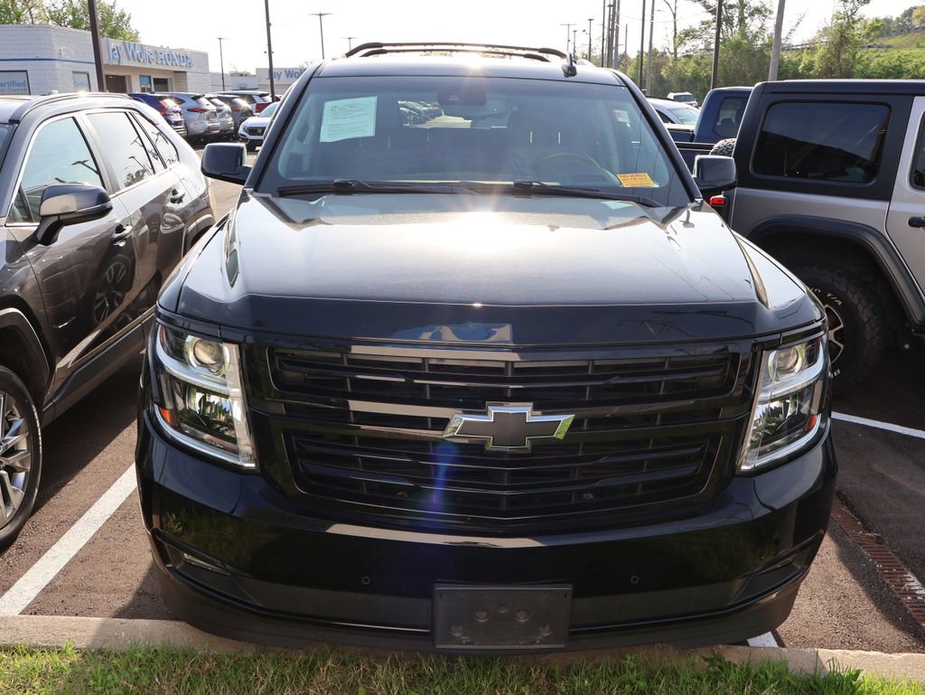 Used 2019 Chevrolet Tahoe Premier AWD/4WD image 2