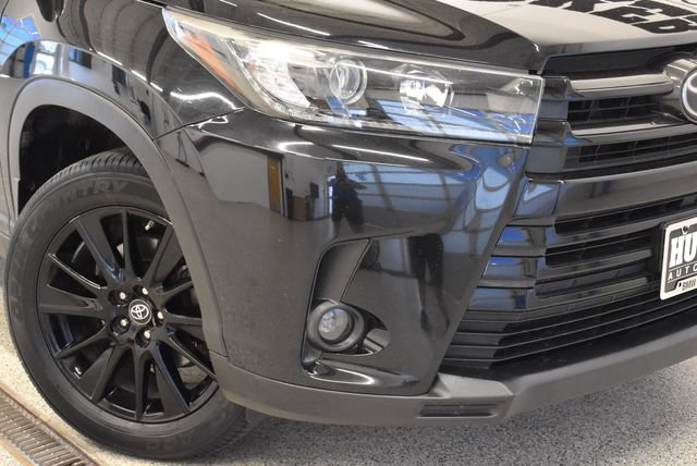 Used 2019 Toyota Highlander SE AWD/4WD image 30