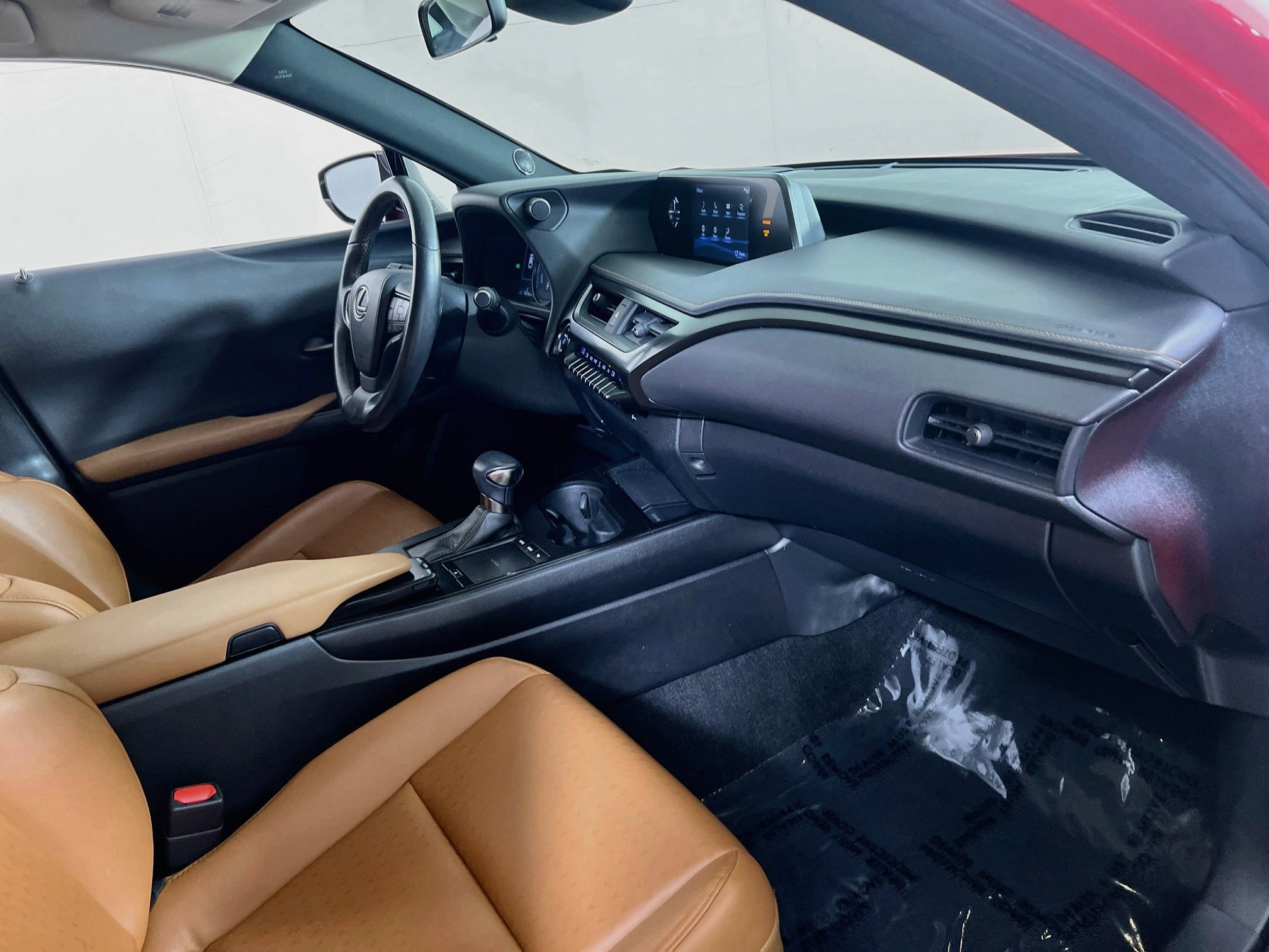 Used 2020 Lexus UX 250h w/ Accessory Package 2 AWD/4WD image 26