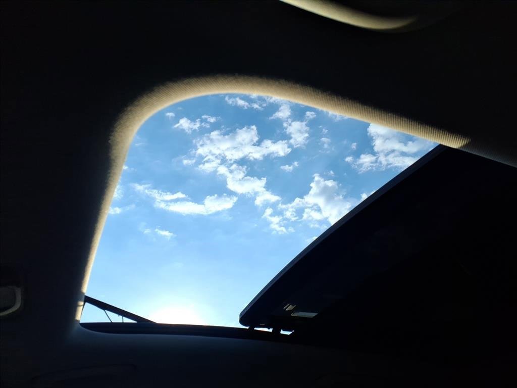 Used 2024 Genesis GV70 2.5T w/ Select Package image 17