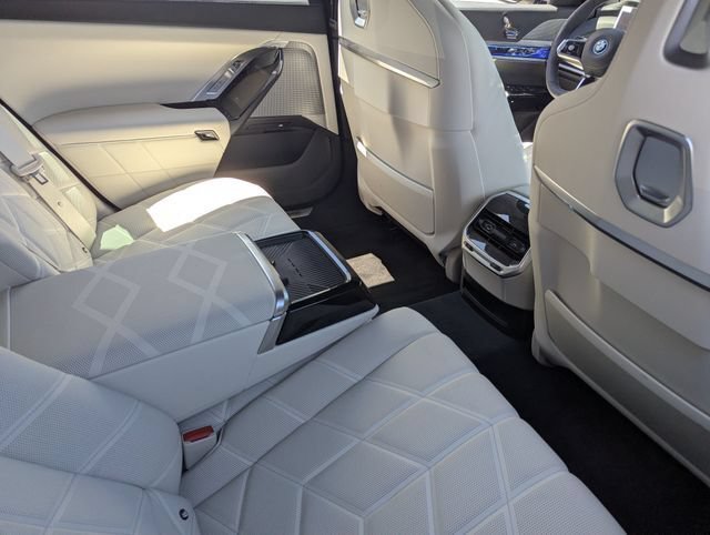 New 2026 BMW i7 eDrive50 w/ Executive Package RWD image 15
