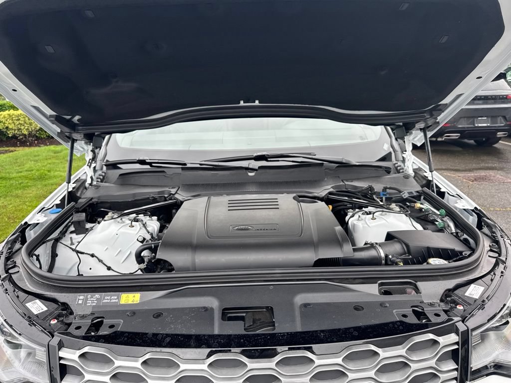 New 2026 Land Rover Discovery S AWD/4WD image 29