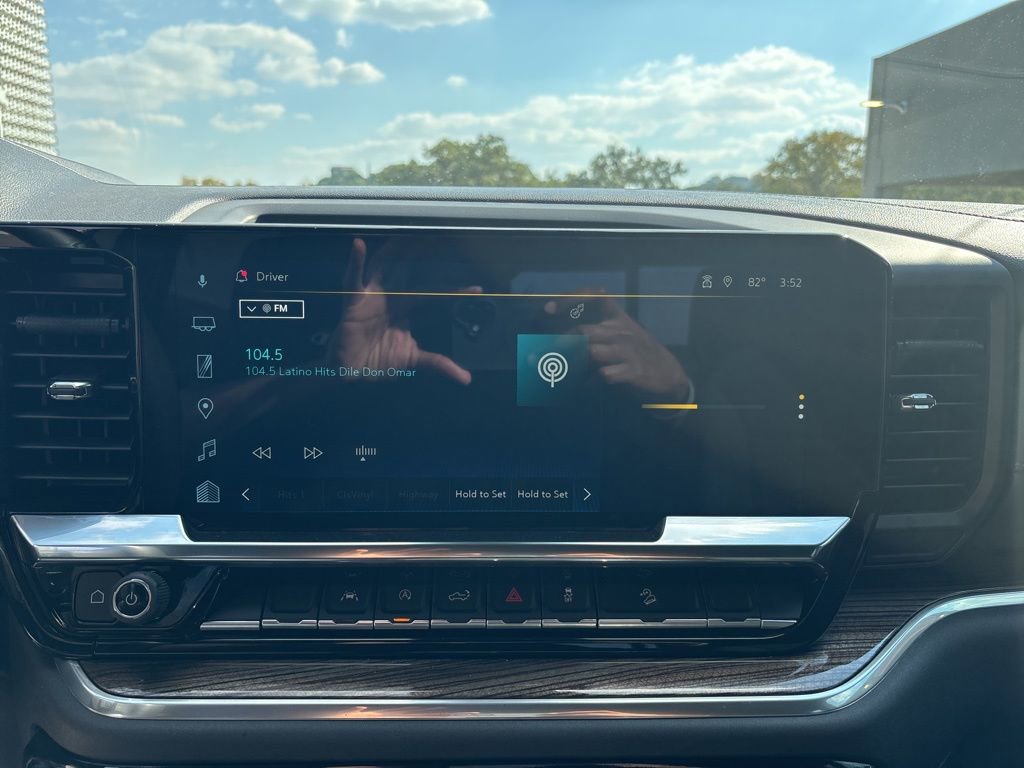 Used 2025 Chevrolet Silverado 1500 LT Trail Boss w/ Convenience Package II image 19