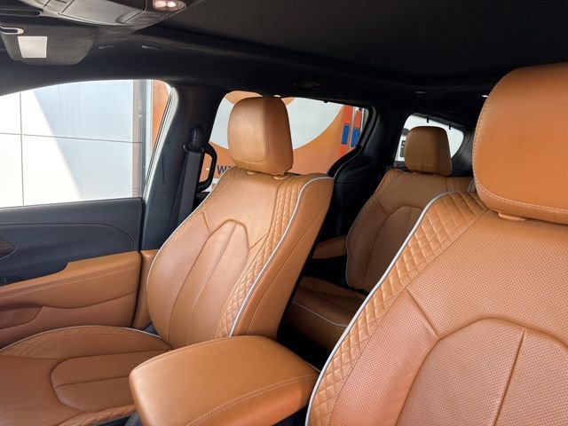 Used 2022 Chrysler Pacifica Pinnacle FWD image 9