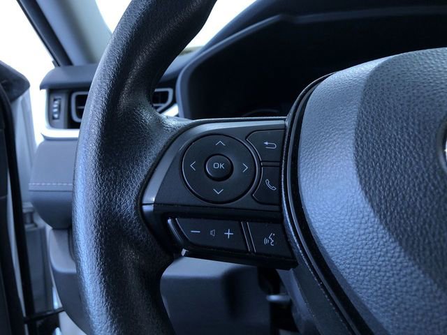 Used 2025 Toyota RAV4 XLE AWD/4WD image 26