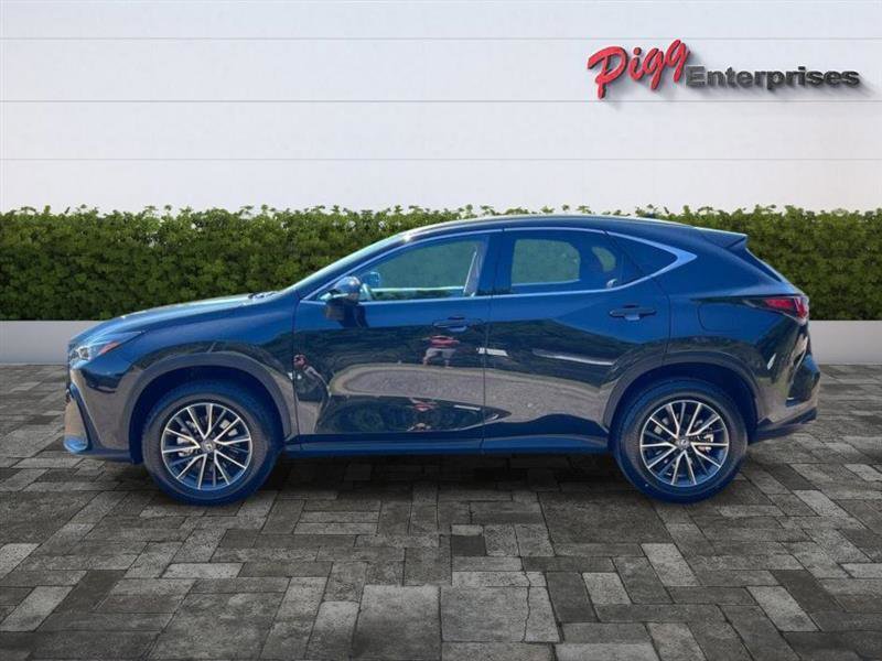 Used 2025 Lexus NX 250 FWD w/ Accessory Package (Z2) image 9
