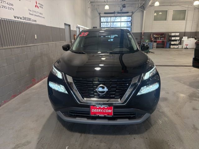 Certified 2023 Nissan Rogue SV image 9