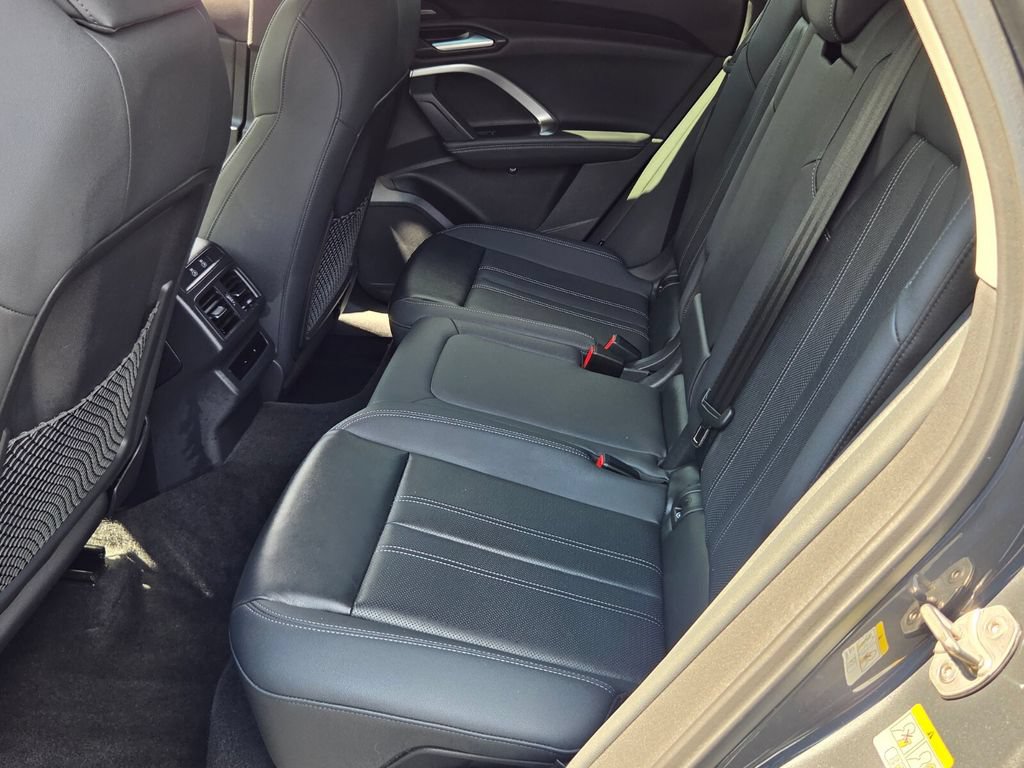 Certified 2025 Audi Q5 Premium AWD/4WD image 13
