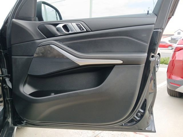 Used 2024 BMW X5 xDrive40i image 18