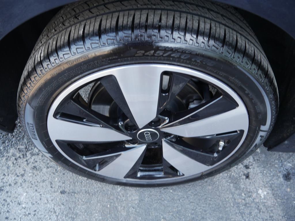 Used 2025 Audi A5 2.0T Premium Plus Sedan w/ Premium Plus image 13