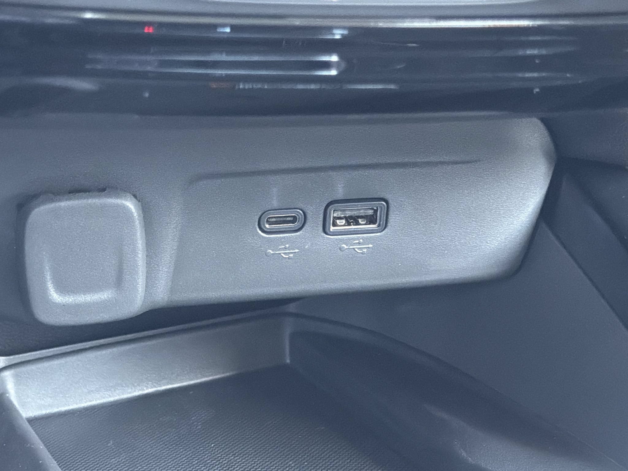 New 2026 Chevrolet Trax ACTIV w/ Sunroof Package FWD image 10