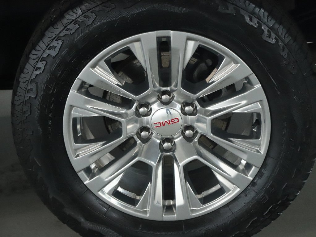 Used 2023 GMC Sierra 1500 Denali w/ Technology Package AWD/4WD image 39