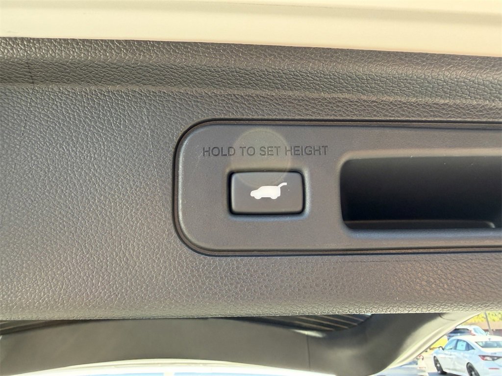 Used 2026 Honda Odyssey EX-L image 12