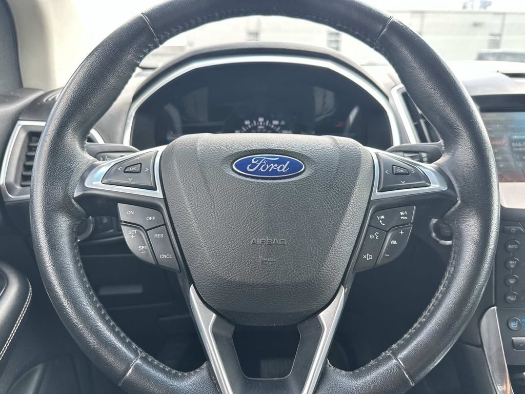 Used 2015 Ford Edge Titanium w/ Equipment Group 302A AWD/4WD image 20