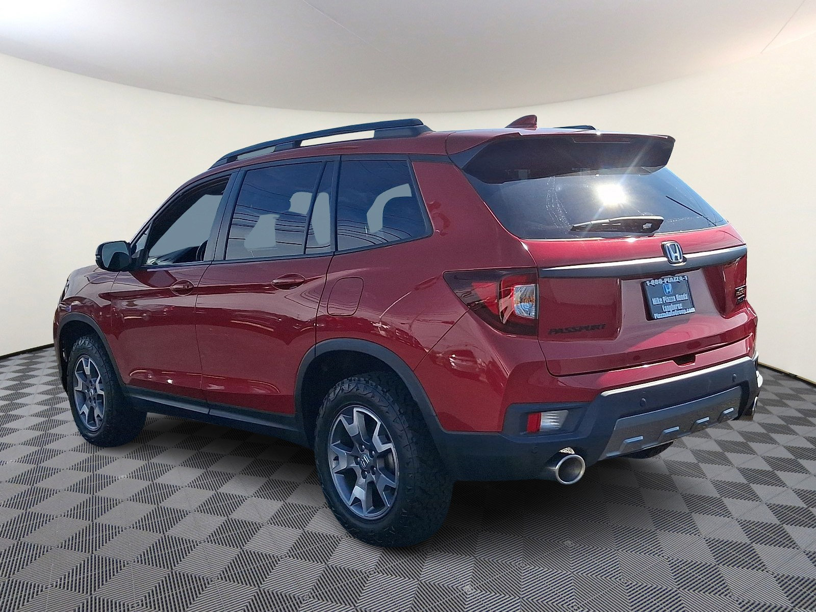 Used 2023 Honda Passport TrailSport image 5