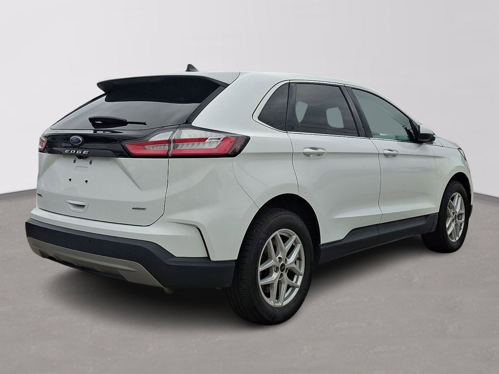 Certified 2024 Ford Edge SEL AWD/4WD image 6