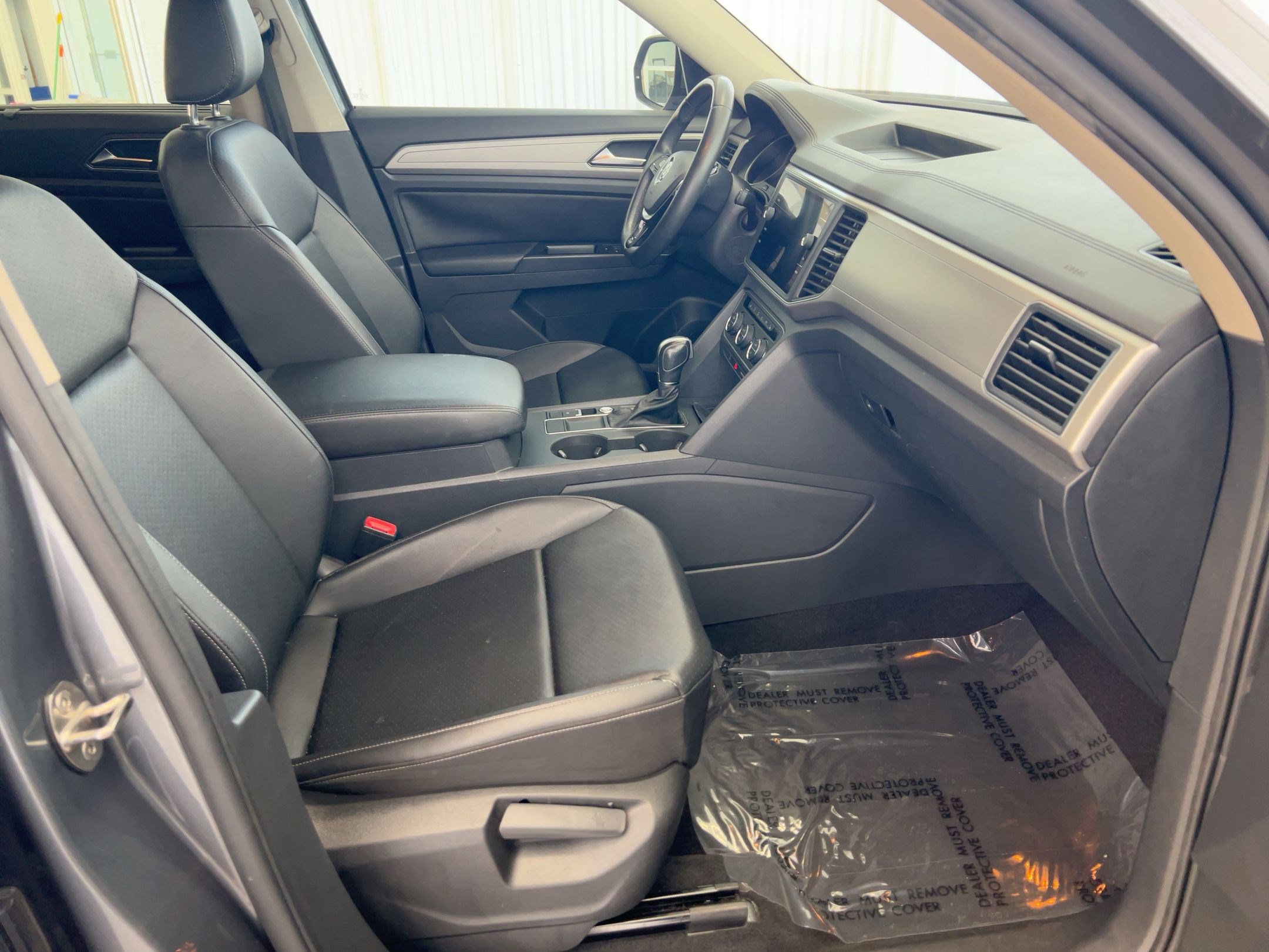 Used 2019 Volkswagen Atlas SE w/ Towing Package image 29