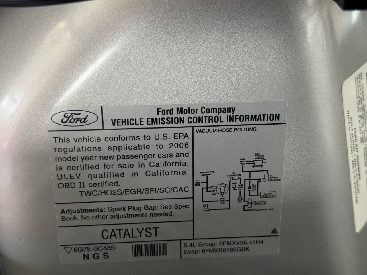 Used 2006 Ford GT RWD image 58