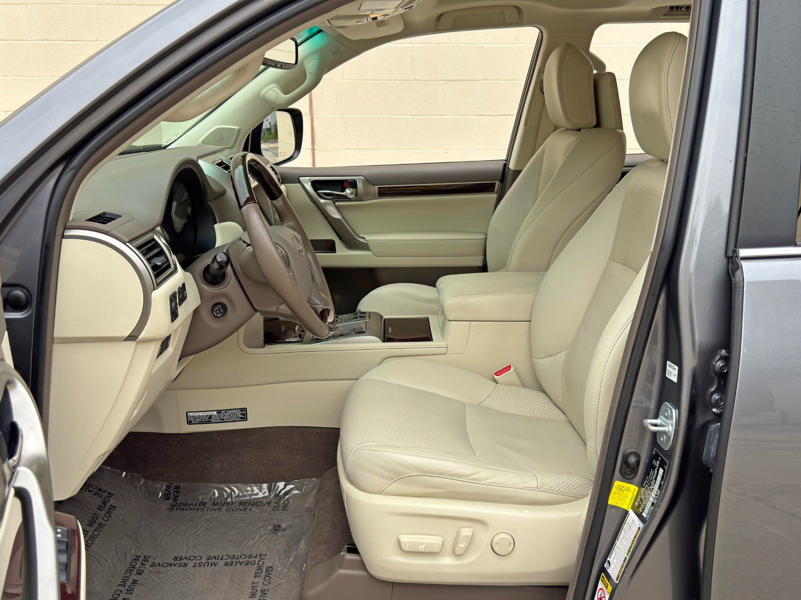 Used 2015 Lexus GX 460 Luxury AWD/4WD image 15